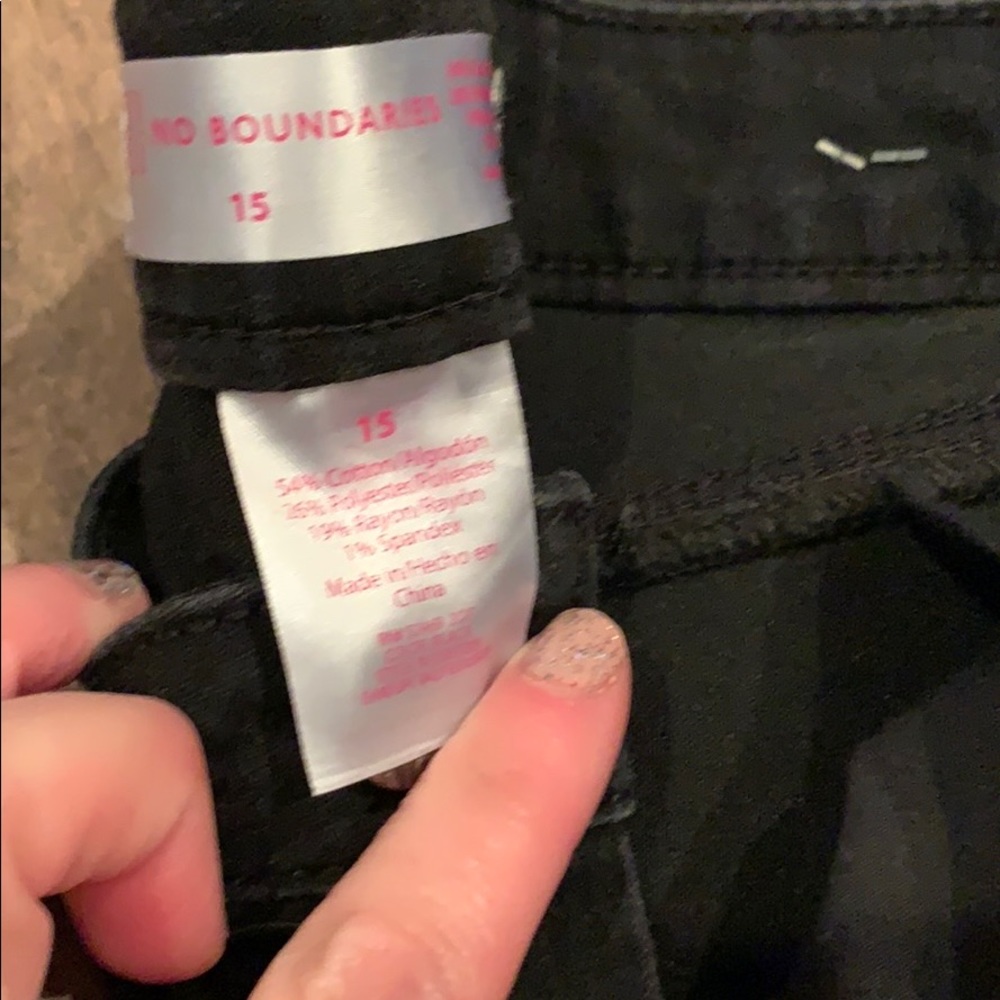 Black skinny jeans - Picture 2 of 4